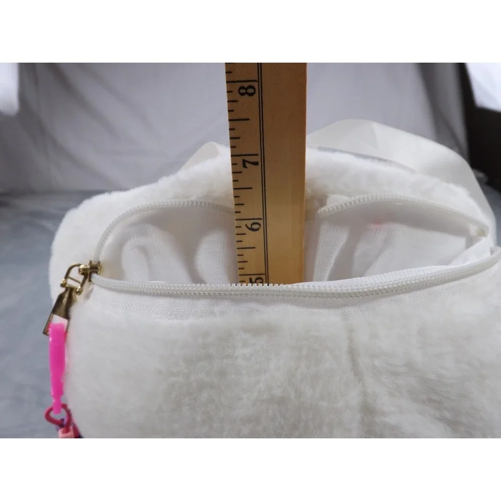 Hello Kitty Plush Backpack‎ Girls/Kids Multi Color Large Zippered Pocket Charm